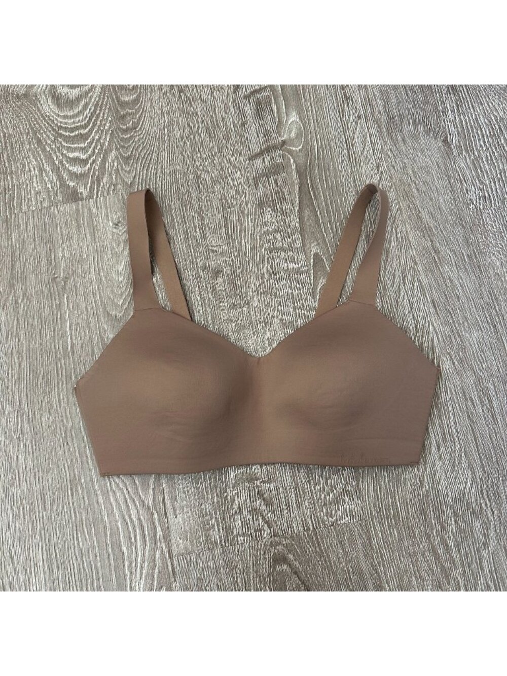 Lululemon Hold True Bra 34D Dusty Bronze Lightweight Wireless Breathable